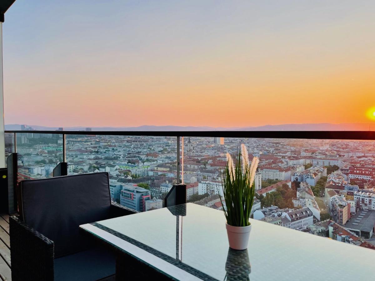 וינה Triiiple Level 31 - Sonnenwohnen Apartment Mit Fantastischem Ausblick Und Parkplatz מראה חיצוני תמונה