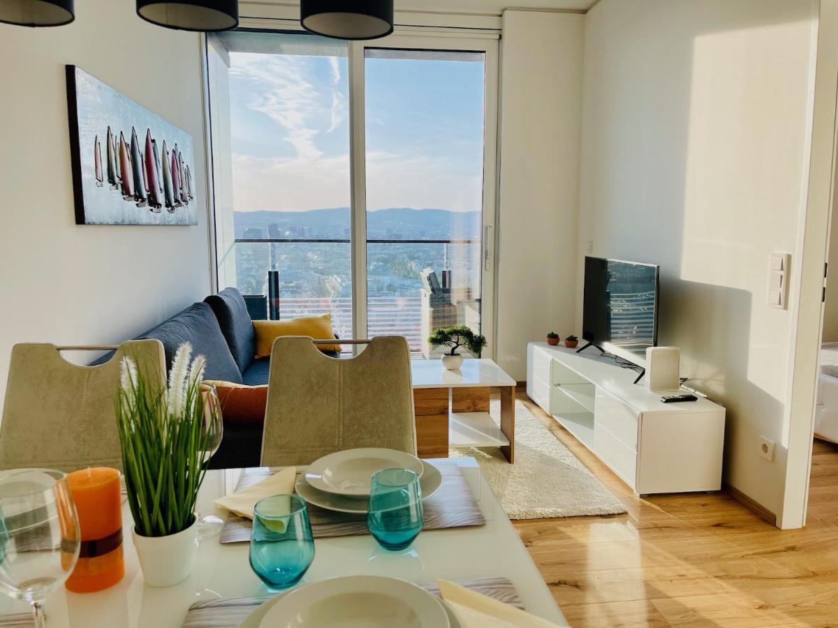 וינה Triiiple Level 31 - Sonnenwohnen Apartment Mit Fantastischem Ausblick Und Parkplatz מראה חיצוני תמונה